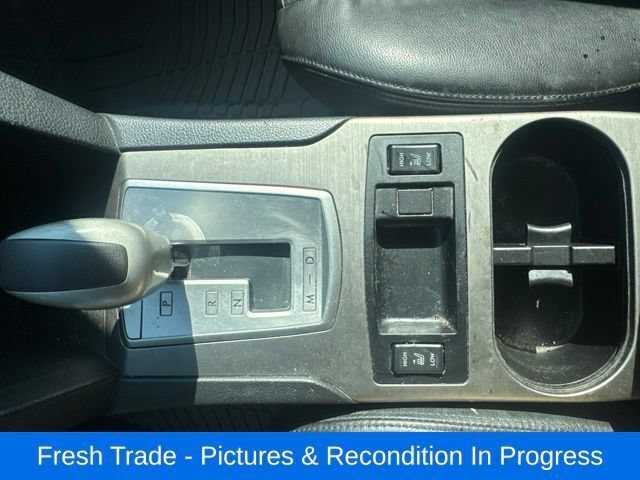 Used 2011 Subaru Outback 2.5i Limited w/ PWR Moonroof Pkg AWD/4WD image 14
