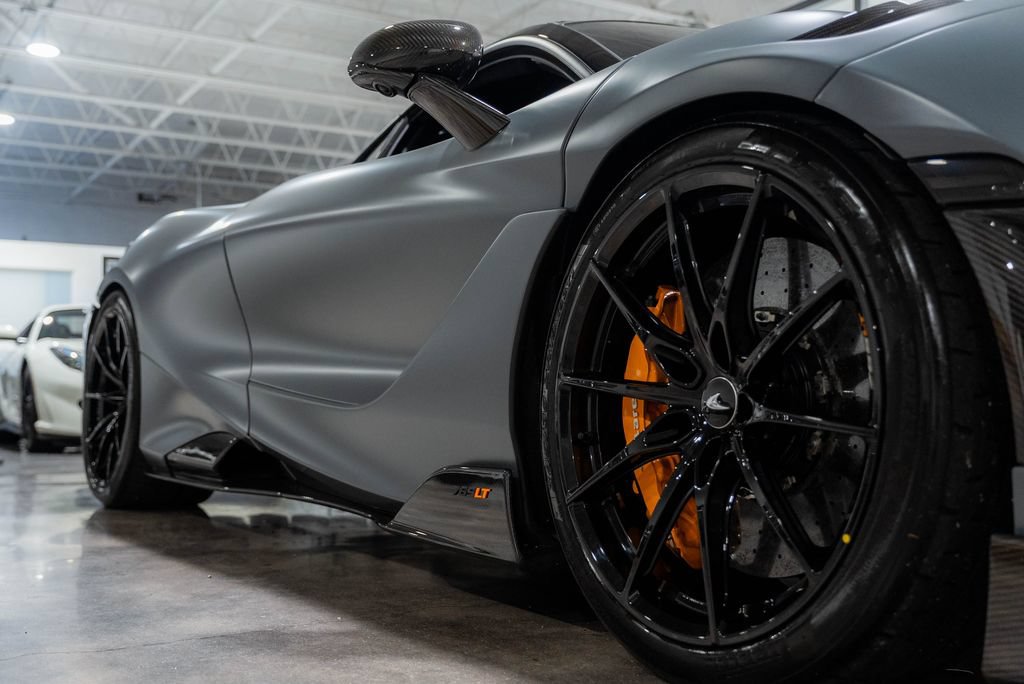 Used 2021 McLaren 765LT RWD image 10