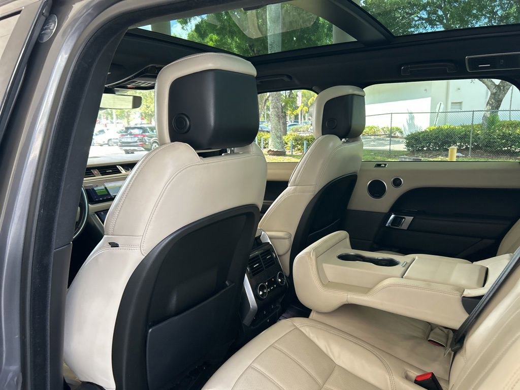 Used 2019 Land Rover Range Rover Sport Supercharged image 37