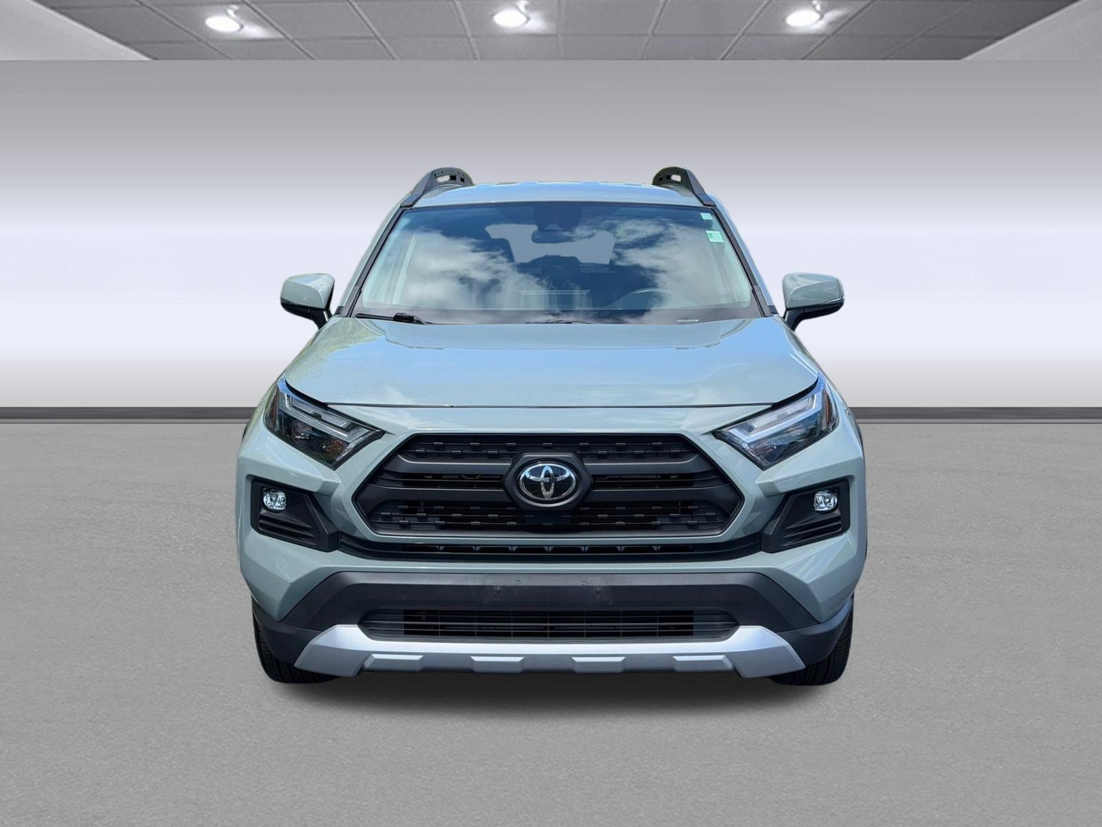 Used 2022 Toyota RAV4 Adventure AWD/4WD image 6