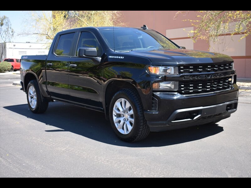 Used 2022 Chevrolet Silverado 1500 Custom w/ Safety Confidence Package AWD/4WD image 2