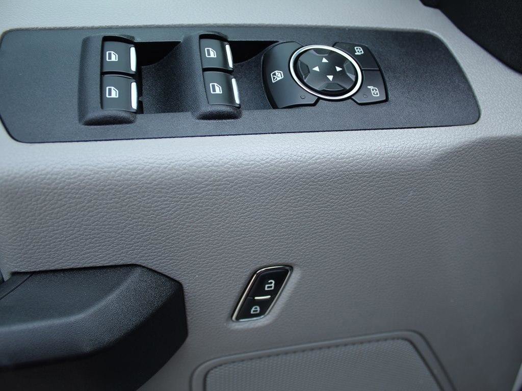 Used 2019 Ford F250 XL w/ Power Equipment Group RWD image 15