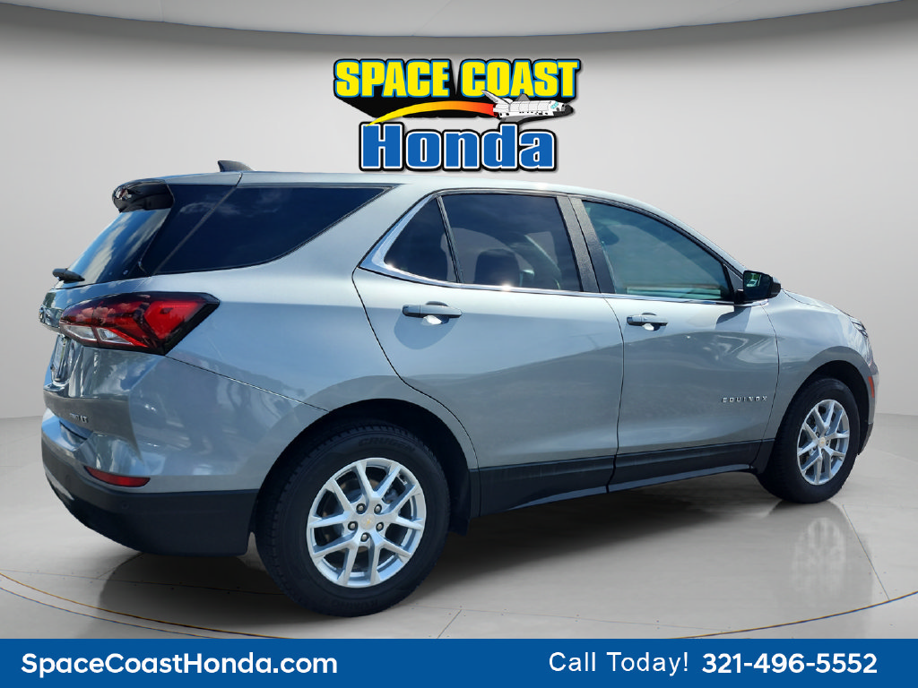 Used 2024 Chevrolet Equinox LT AWD/4WD image 3