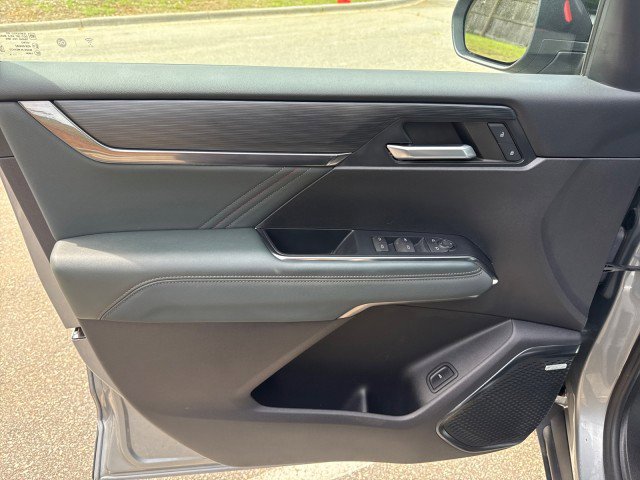 Used 2024 GMC Acadia AT4 w/ LPO, Floor Liner Package AWD/4WD image 17