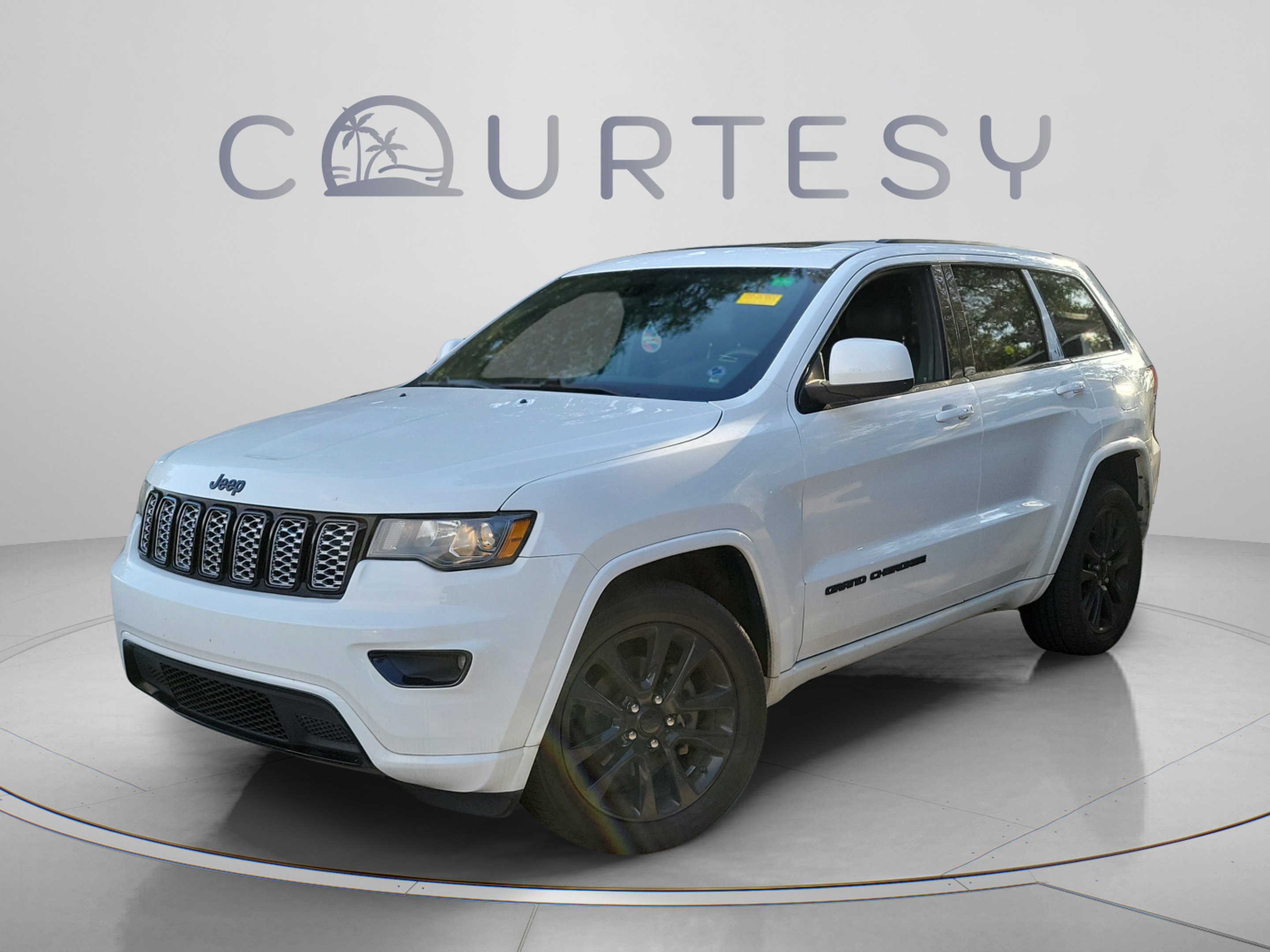 Used 2018 Jeep Grand Cherokee Altitude