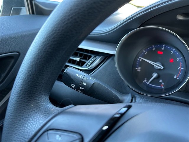 Used 2021 Toyota C-HR LE image 24