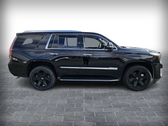 Used 2019 Cadillac Escalade Luxury AWD/4WD image 4