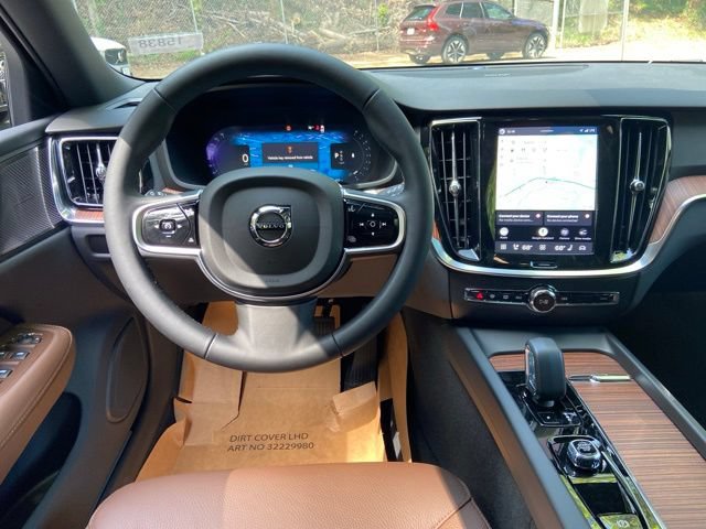 New 2026 Volvo V60 B5 Cross Country Plus w/ Protection Package Premier AWD/4WD image 13
