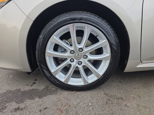 Used 2013 Toyota Avalon XLE Touring image 27