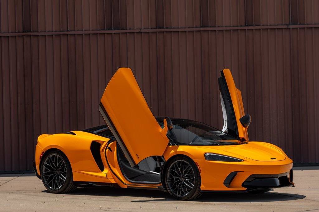 Used 2025 McLaren GTS RWD image 63