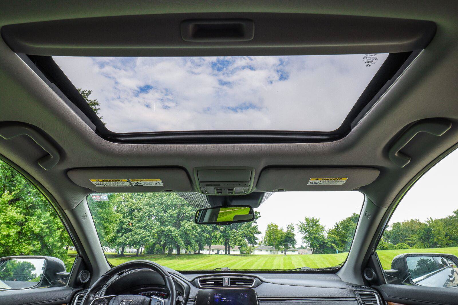 Used 2017 Honda CR-V Touring image 6