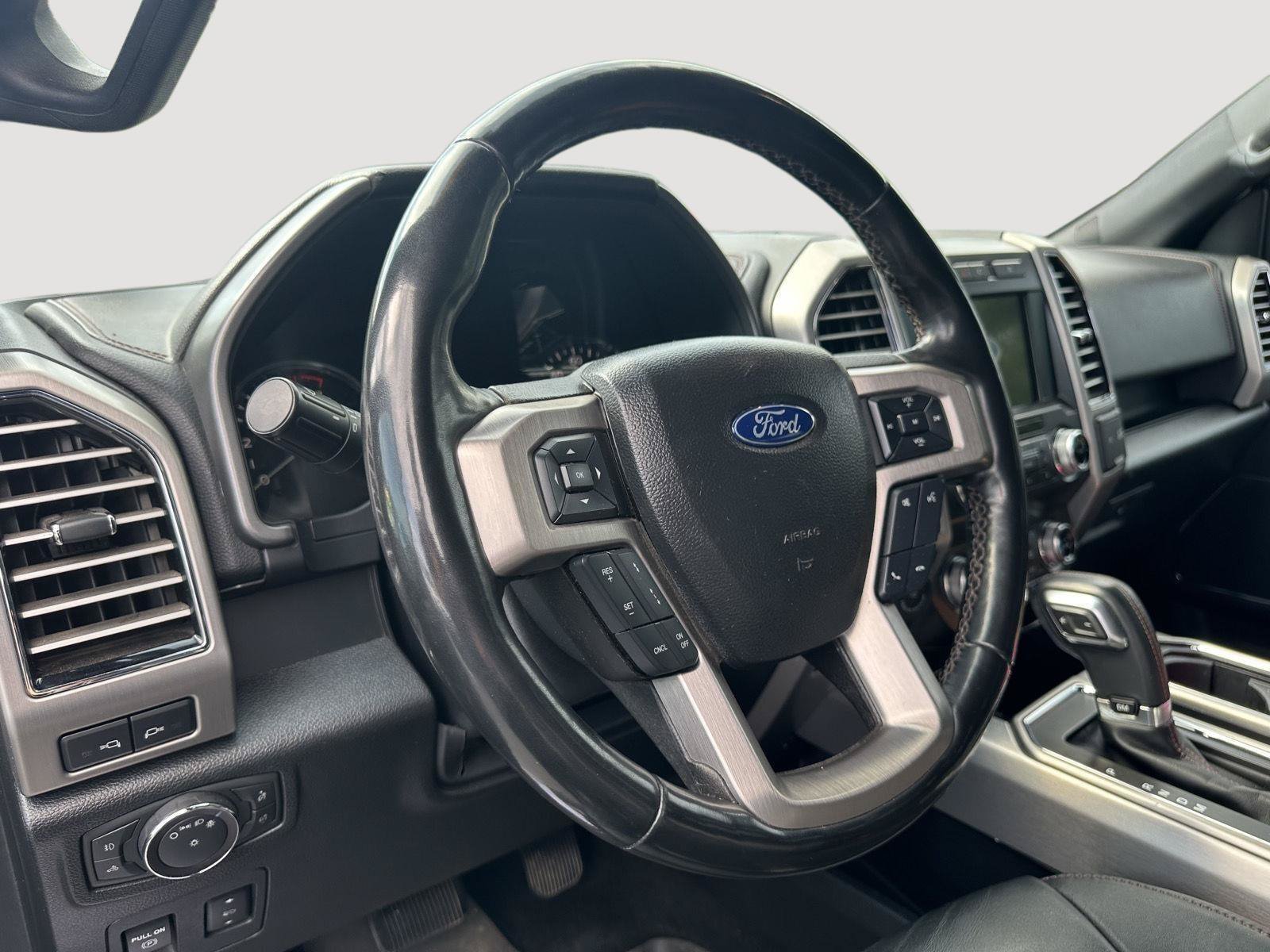 Used 2019 Ford F150 Platinum w/ Equipment Group 701A Luxury AWD/4WD image 11