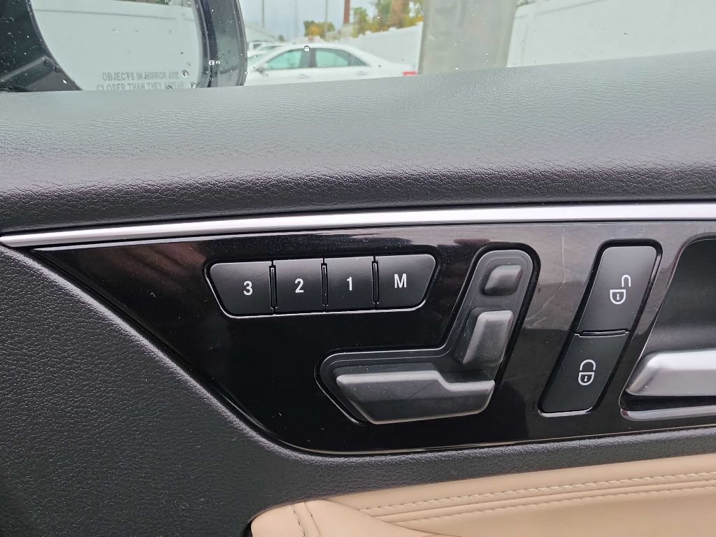 Used 2019 INFINITI QX30 AWD w/ Navigation Package image 21