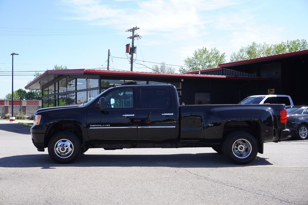 Used 2014 GMC Sierra 3500 Denali w/ Snow Plow Prep Package AWD/4WD image 4