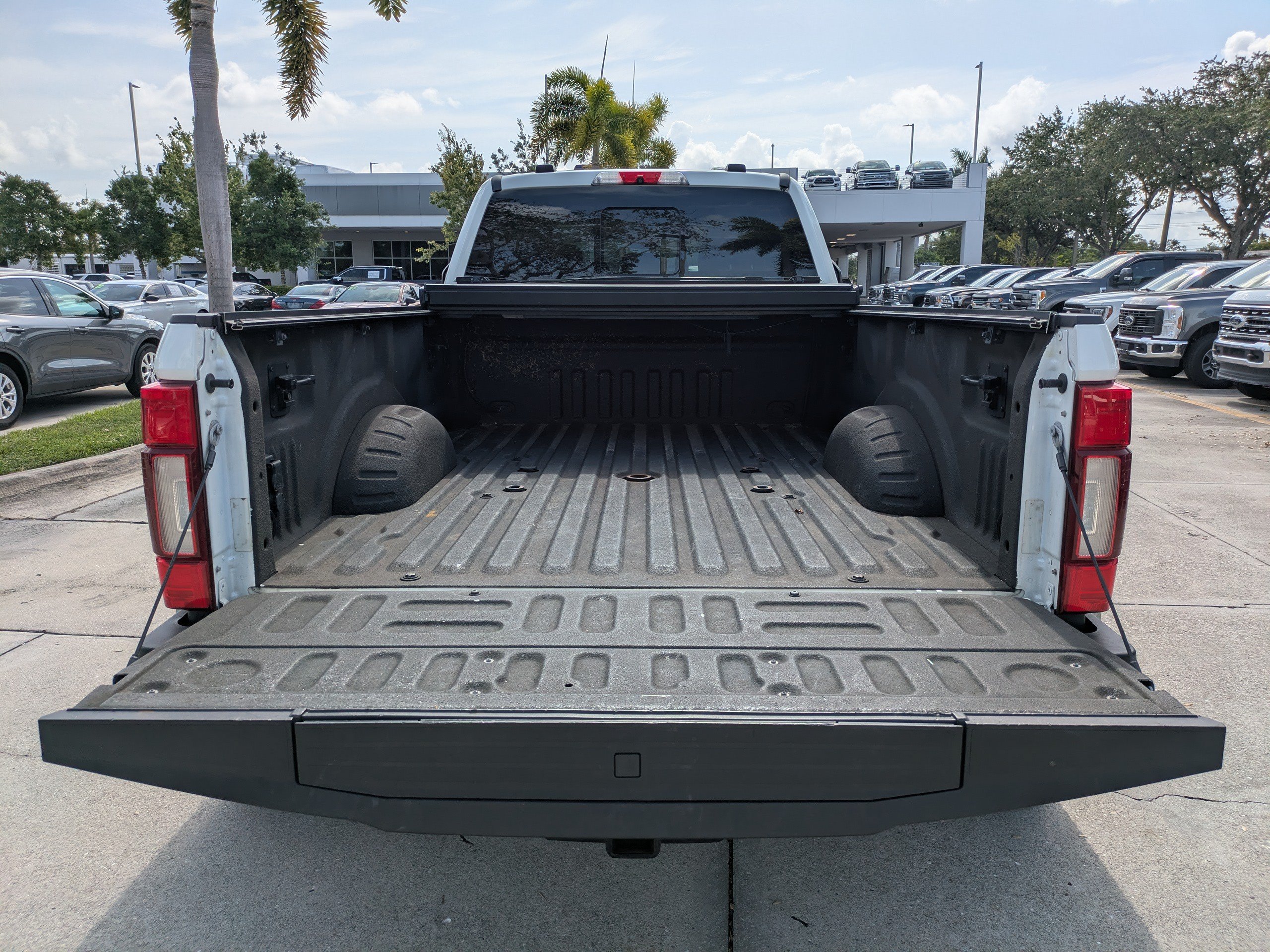 Used 2020 Ford F450 King Ranch w/ King Ranch Ultimate Package AWD/4WD image 13