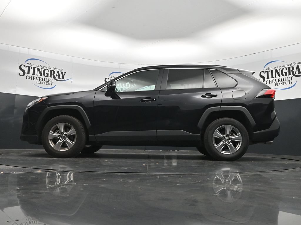 Used 2025 Toyota RAV4 XLE AWD/4WD image 29