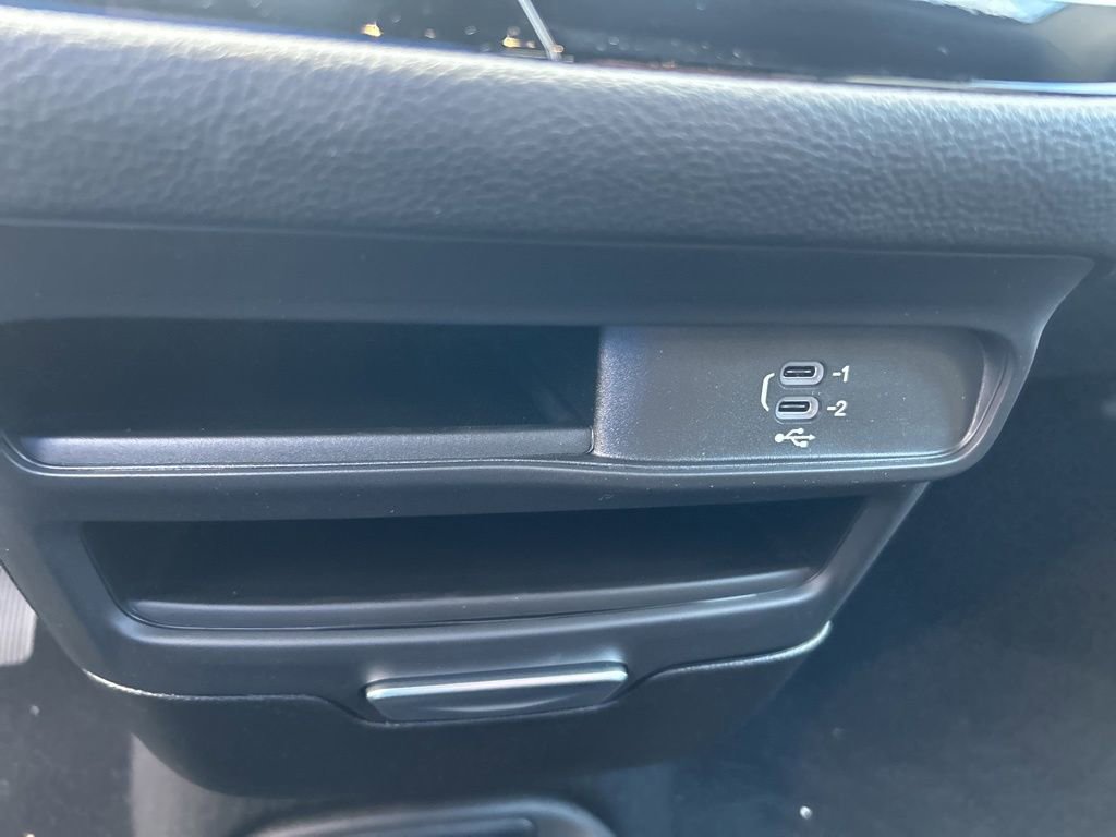 New 2026 Chrysler Pacifica Select FWD image 43