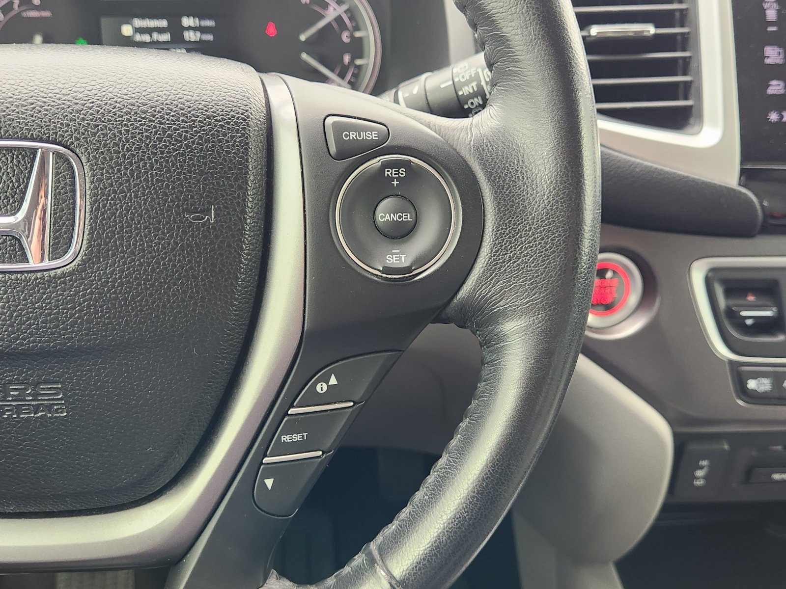 Used 2017 Honda Pilot EX-L image 32