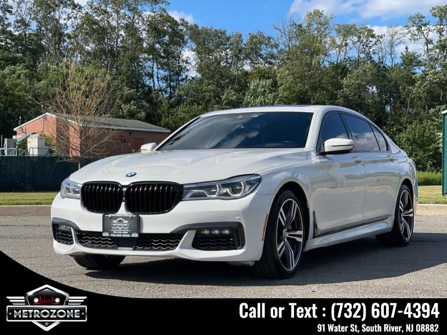 Used 2019 BMW 750i 750i Sedan image 3