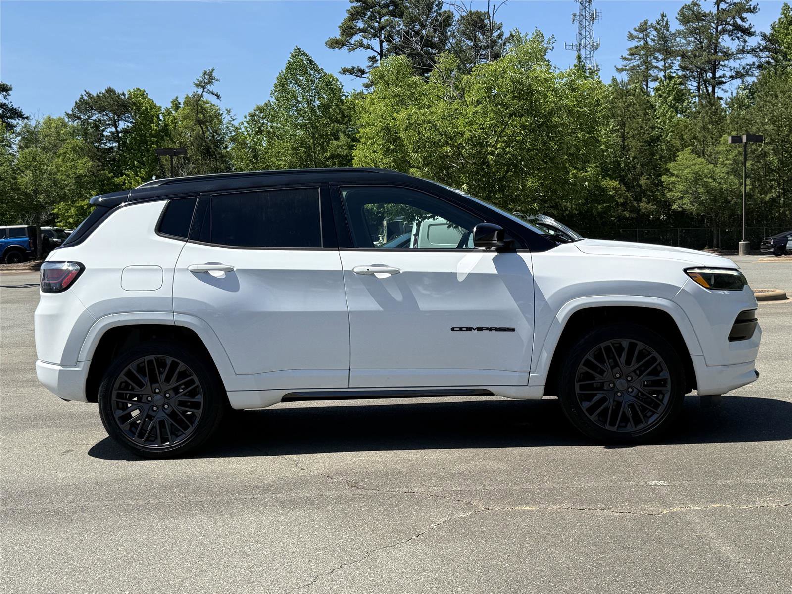 Used 2022 Jeep Compass High Altitude AWD/4WD image 27