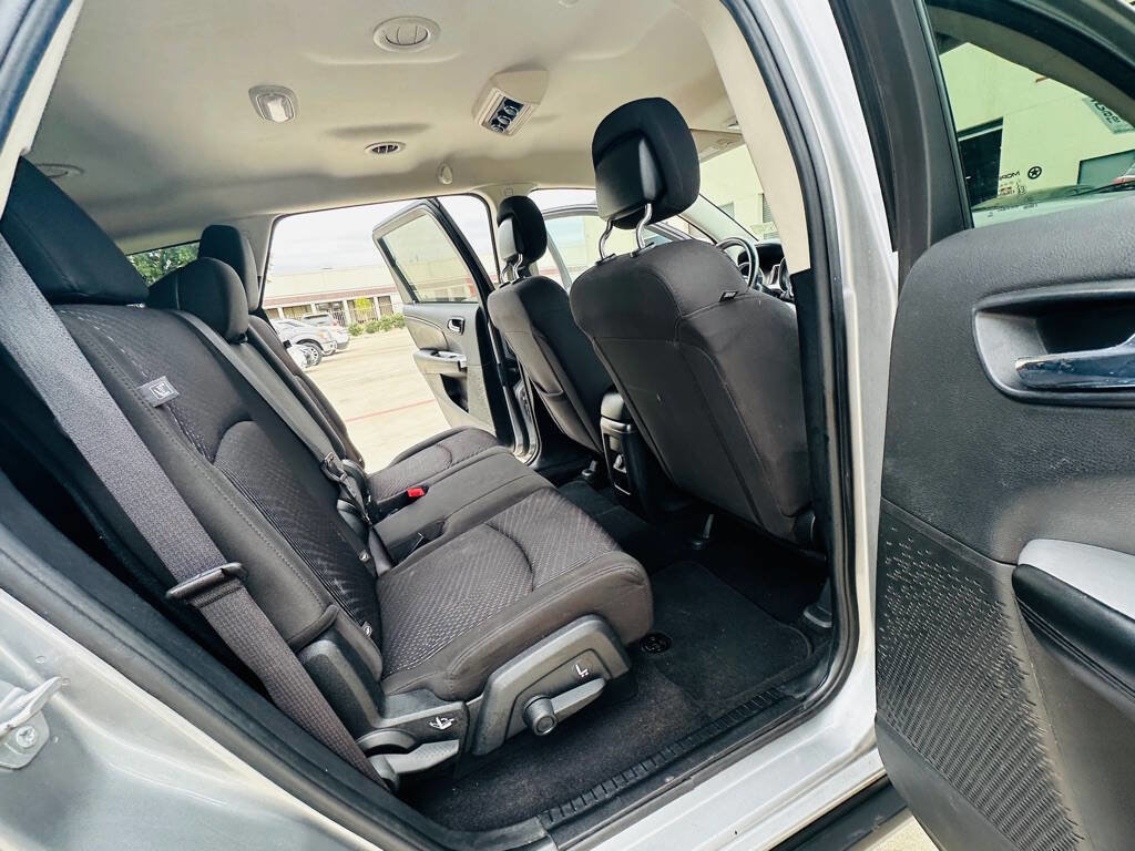 Used 2016 Dodge Journey SXT image 23