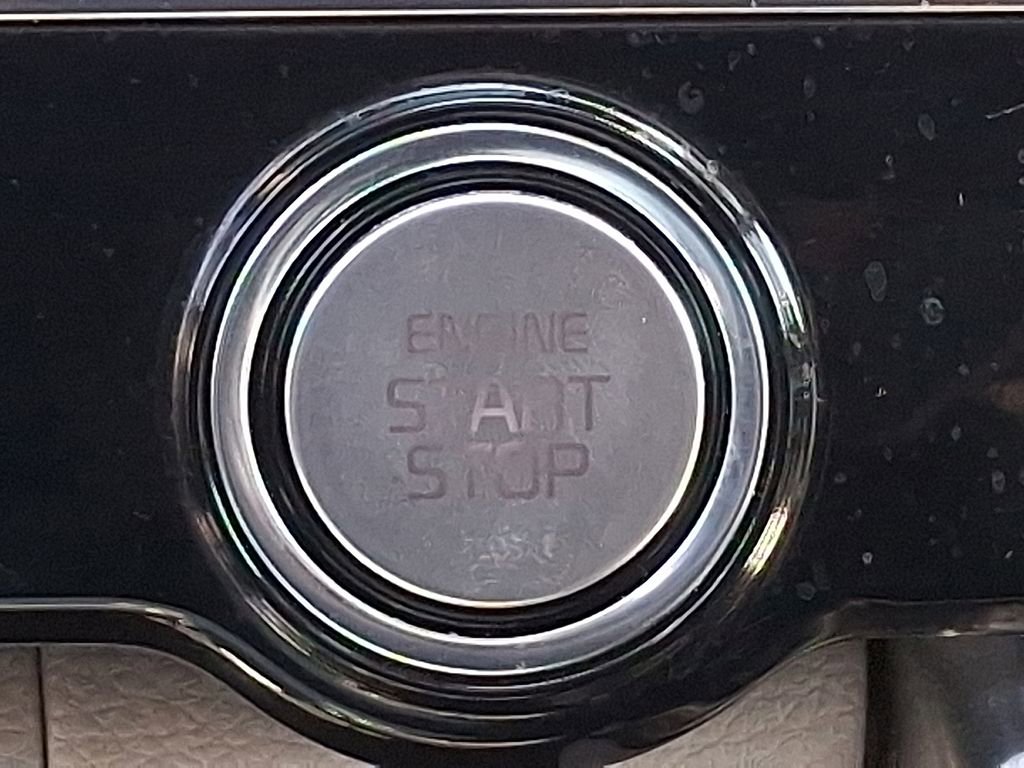 Certified 2022 Kia Carnival SX Prestige image 20