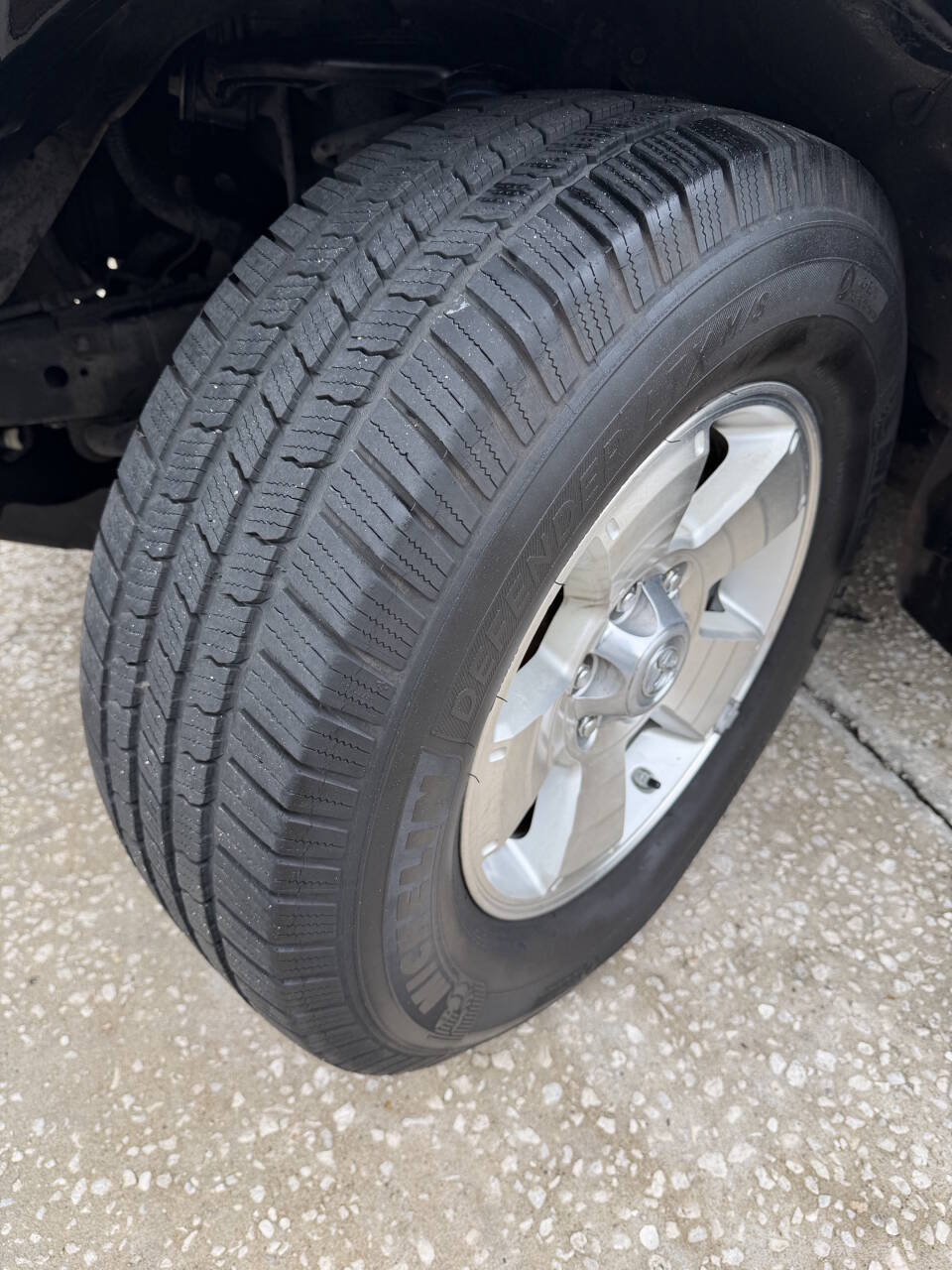 Used 2005 Toyota 4Runner Limited RWD image 15