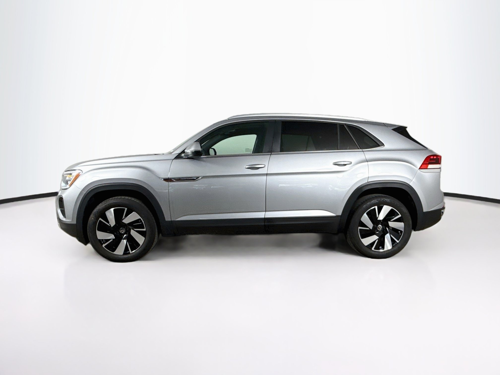 Used 2026 Volkswagen Atlas Cross Sport SE FWD image 7
