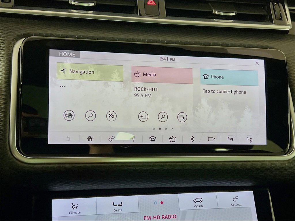 Used 2019 Land Rover Range Rover Velar R-Dynamic SE image 15