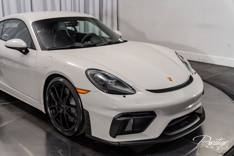 Used 2020 Porsche 718 Cayman GT4 image 2