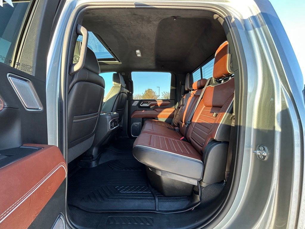 Used 2024 GMC Sierra 2500 Denali Ultimate image 16