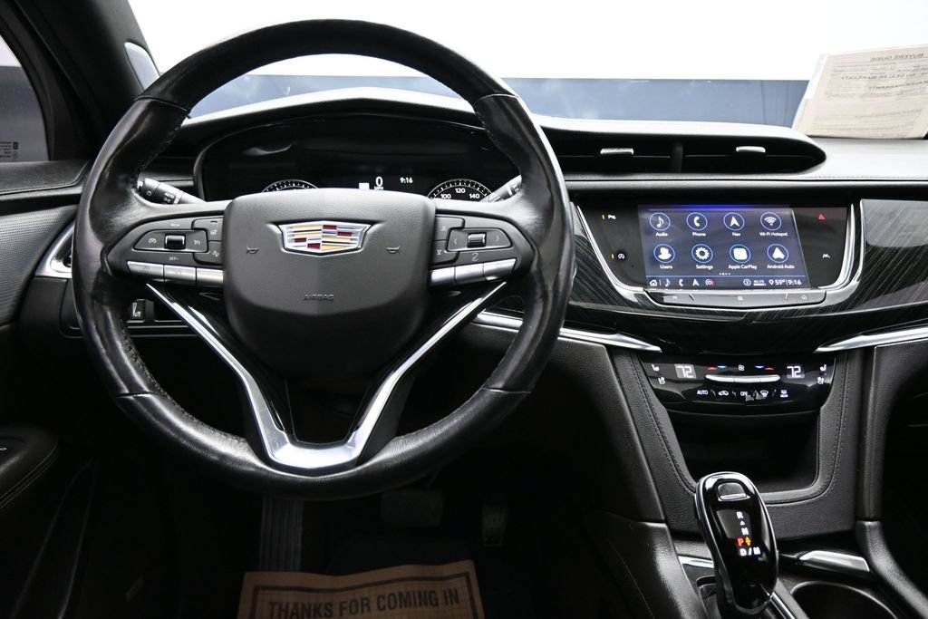 Used 2020 Cadillac XT6 Premium Luxury AWD/4WD image 15