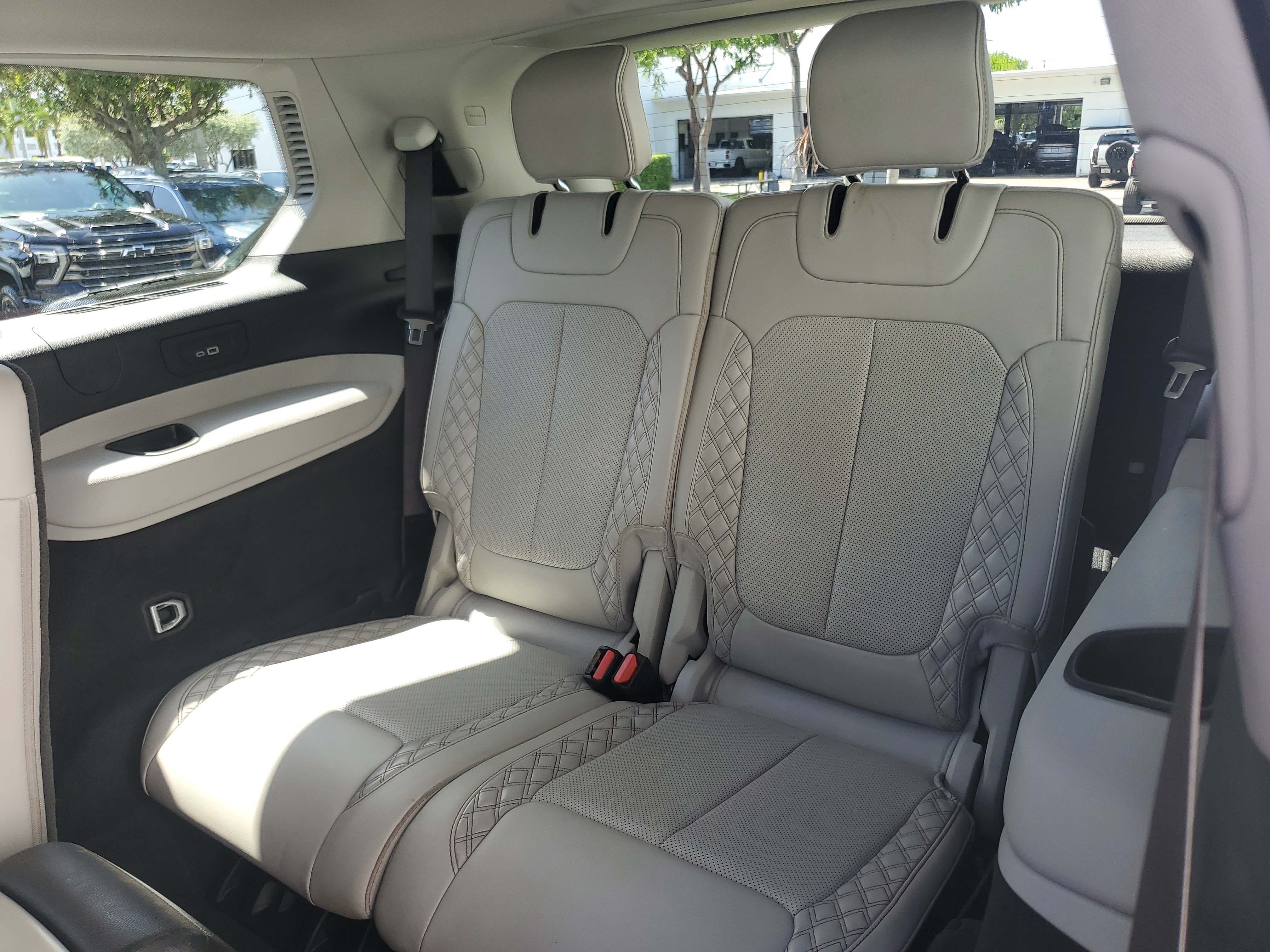 Used 2021 Jeep Grand Cherokee L Summit w/ Luxury Tech Group V RWD image 13