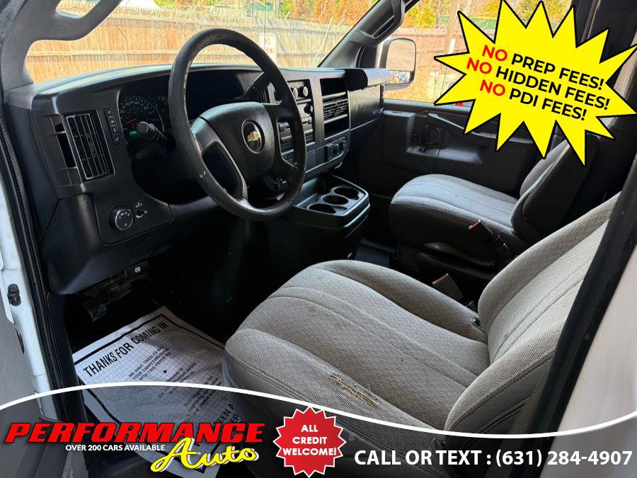 Used 2017 Chevrolet Express 2500 w/ Chrome Appearance Package RWD image 7