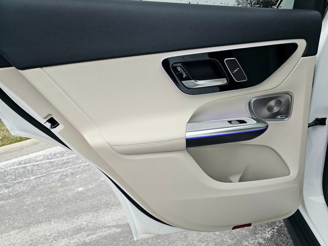 New 2026 Mercedes-Benz GLC 300 4MATIC image 25