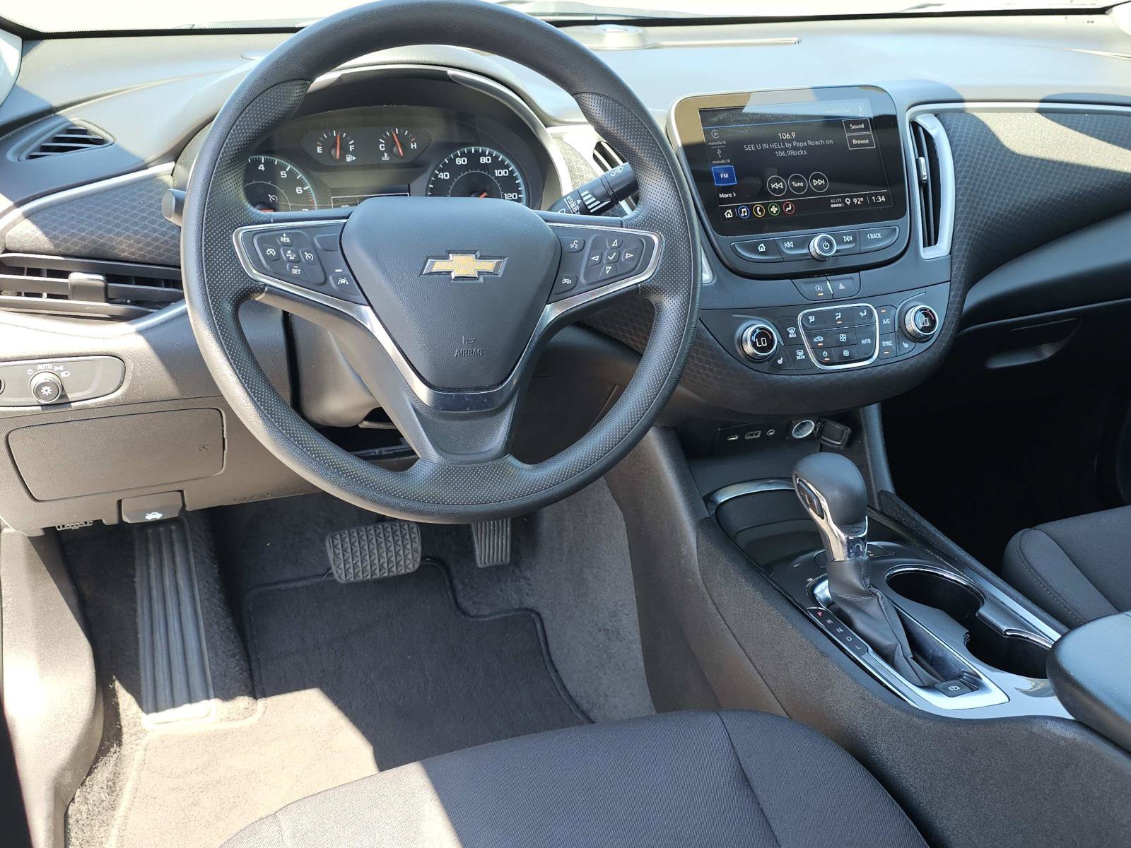 Used 2025 Chevrolet Malibu LT FWD image 32