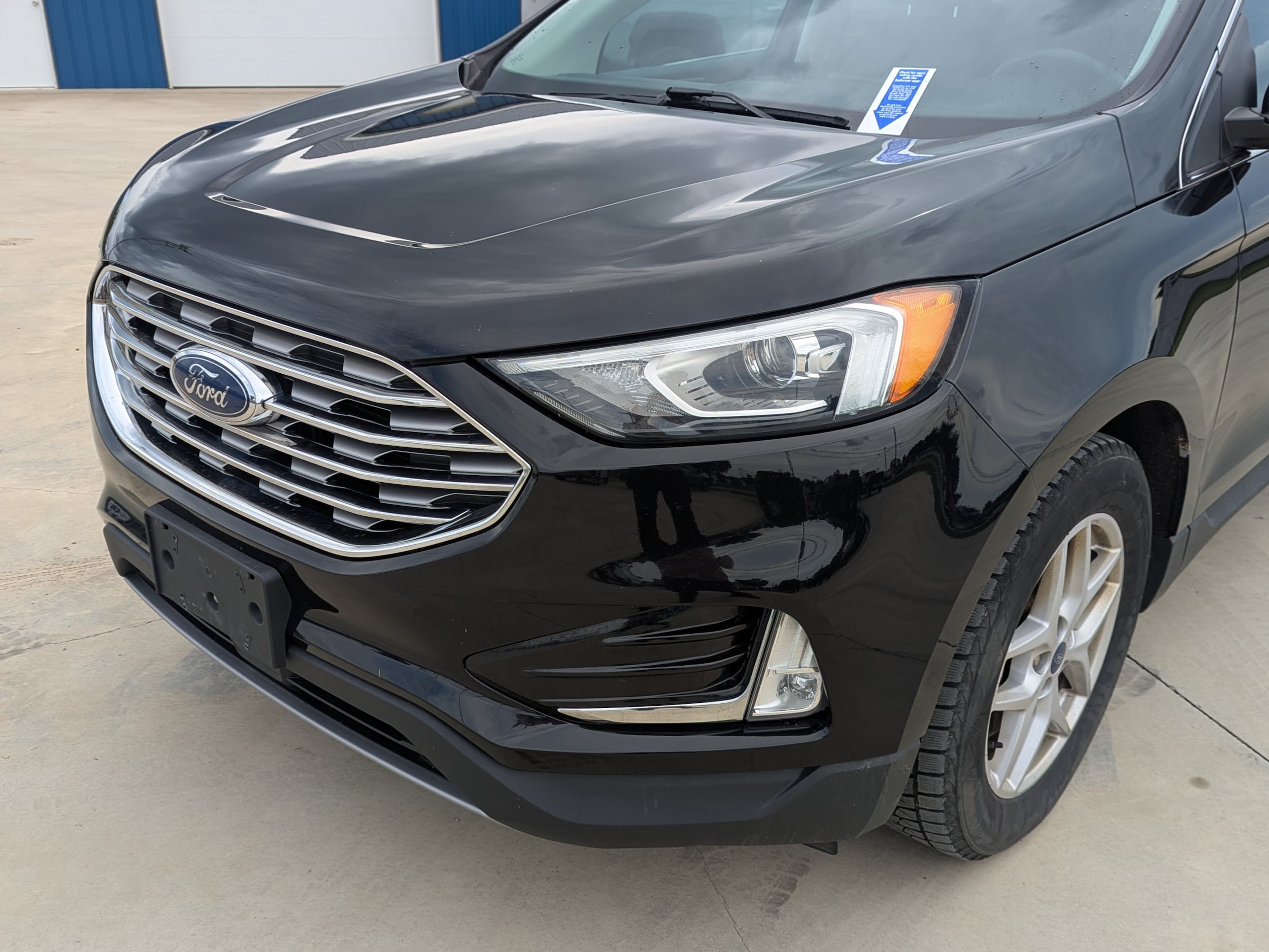 Used 2021 Ford Edge SEL w/ Convenience Package AWD/4WD image 9