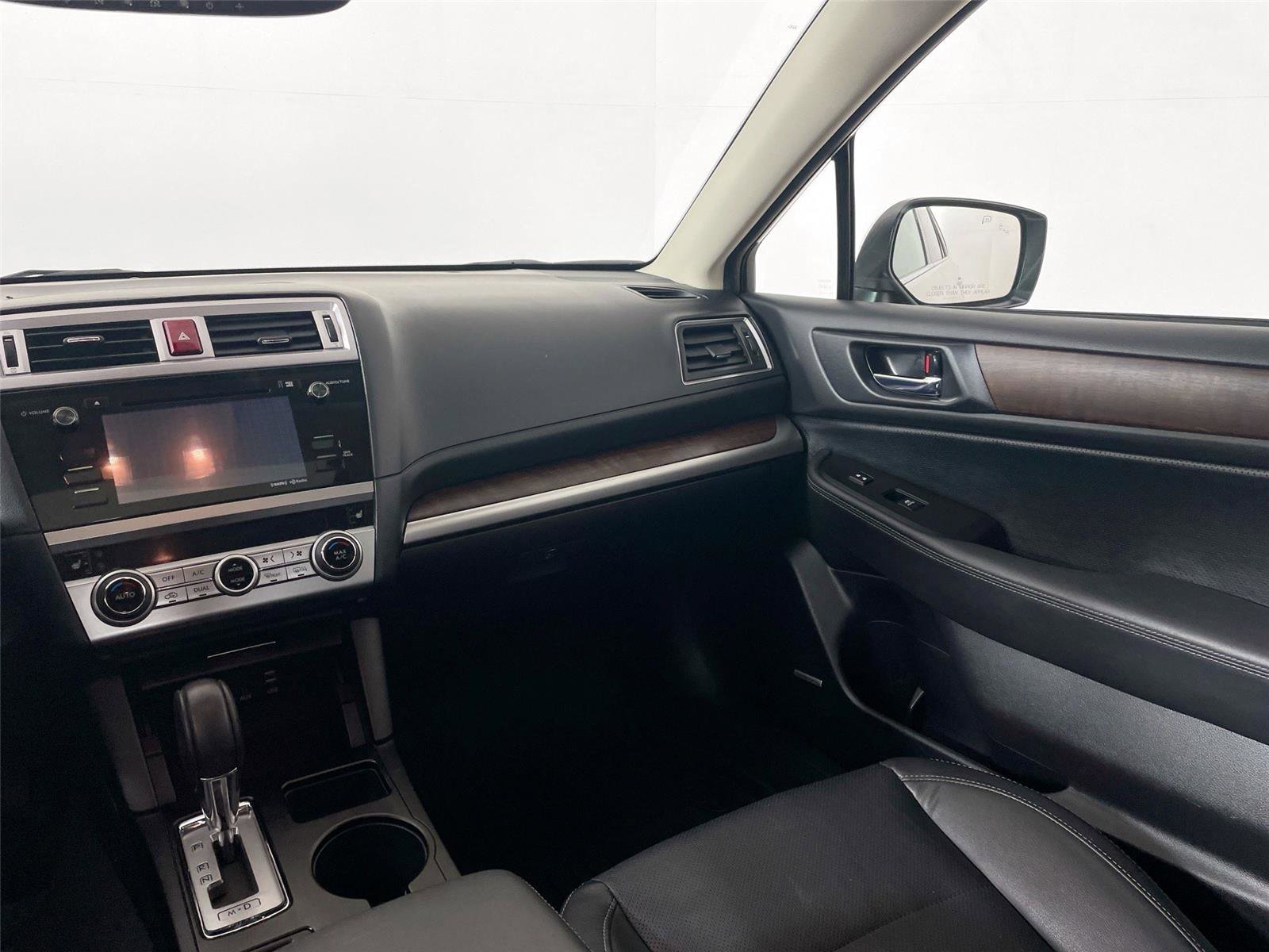 Used 2016 Subaru Outback 2.5i Limited image 25