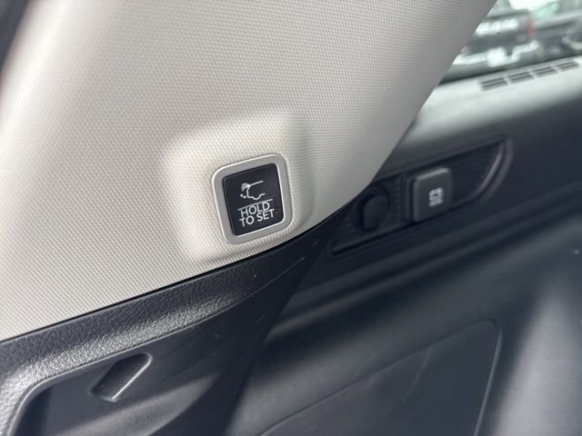 Used 2023 Jeep Grand Cherokee 30th Anniversary image 8