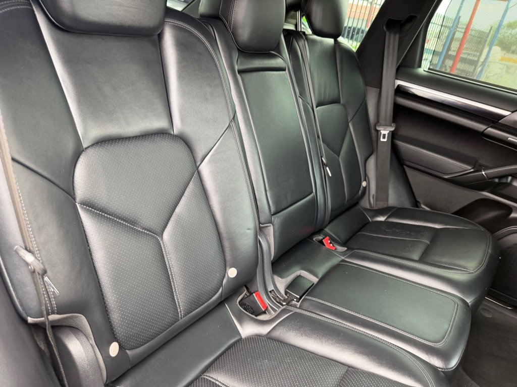 Used 2014 Porsche Cayenne S AWD/4WD image 39