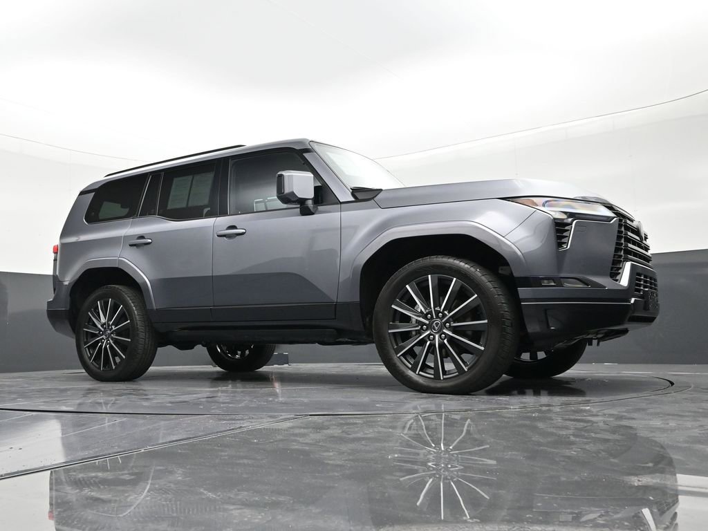 Used 2024 Lexus GX 550 w/ Cold Area Package image 26