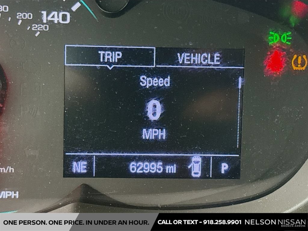 Used 2020 Chevrolet Trax LT w/ LT Convenience Package AWD/4WD image 12