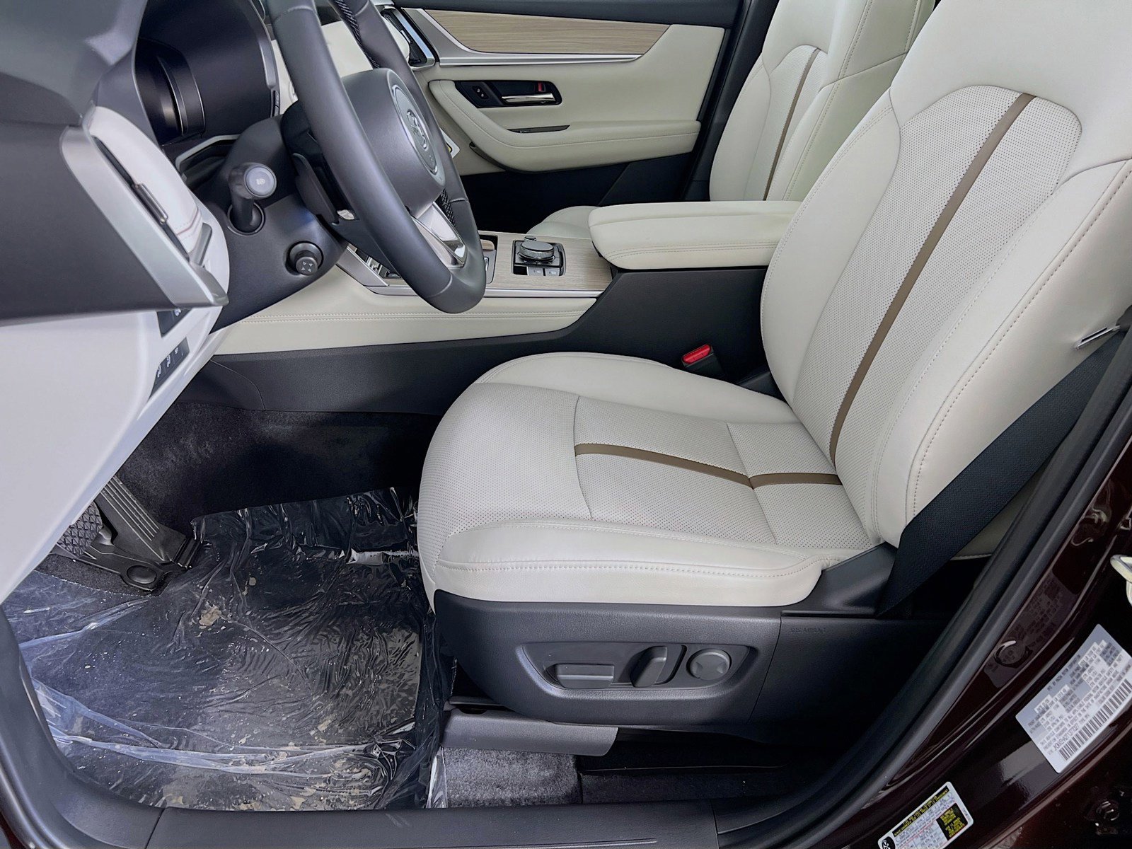 New 2026 MAZDA CX-90 Plug-In Hybrid w/ Premium Plus AWD/4WD image 3