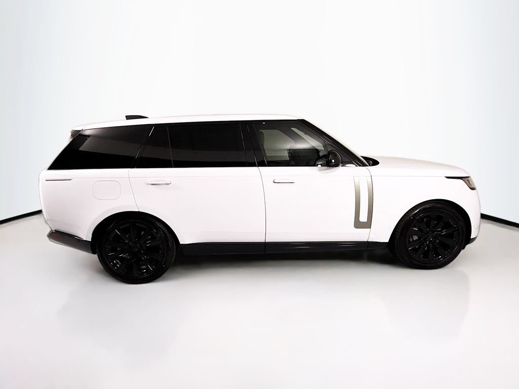 New 2026 Land Rover Range Rover Long Wheelbase SE AWD/4WD image 4