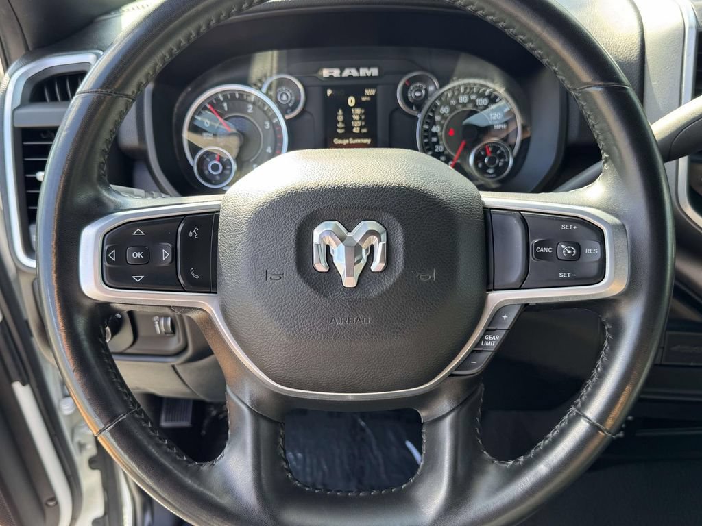 Used 2024 RAM 3500 Big Horn AWD/4WD image 17