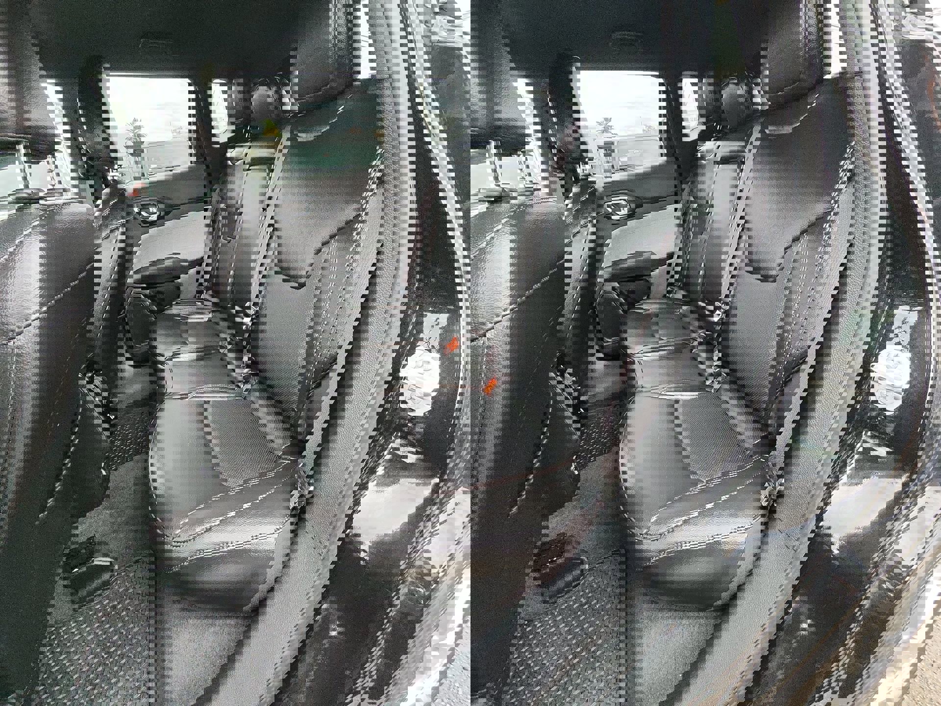 Certified 2023 Jeep Compass Latitude image 23