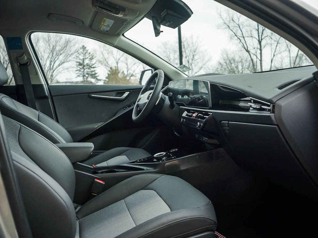 New 2026 Kia Niro Wind FWD image 11