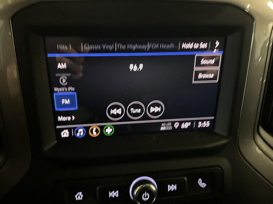 Used 2023 Chevrolet Silverado 1500 Custom Trail Boss image 18