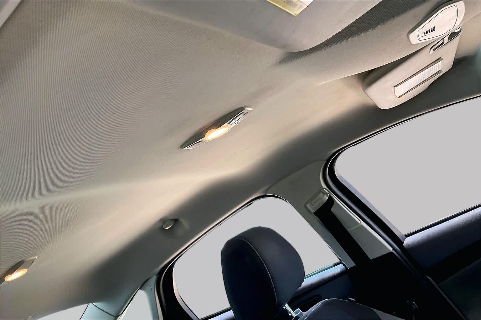 Used 2014 Ford Focus SE FWD image 13