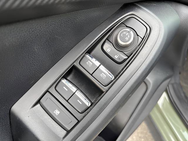 Used 2024 Subaru Crosstrek 2.5i Limited w/ Popular Package #4A image 12